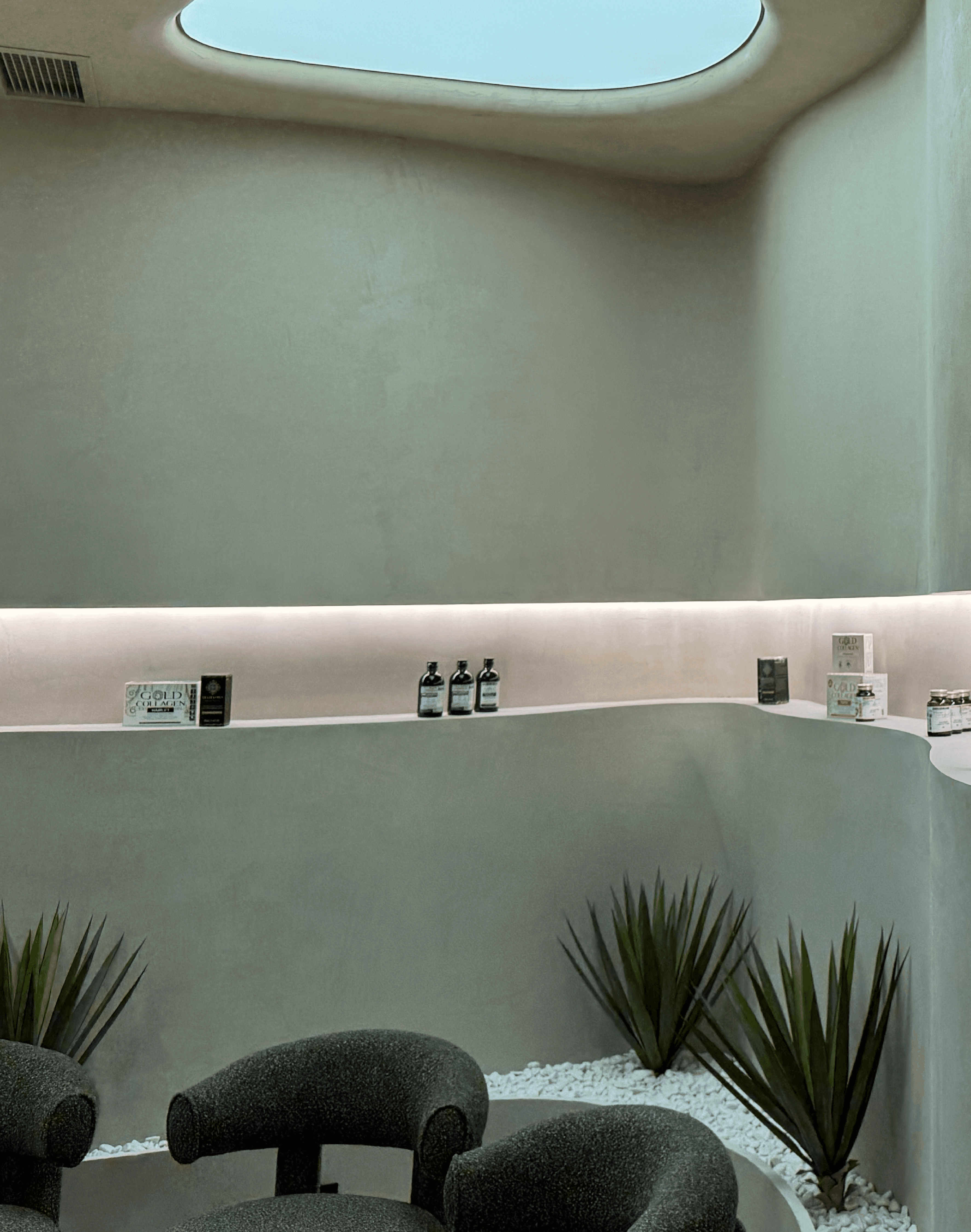 Swiss Azura Clinic interior