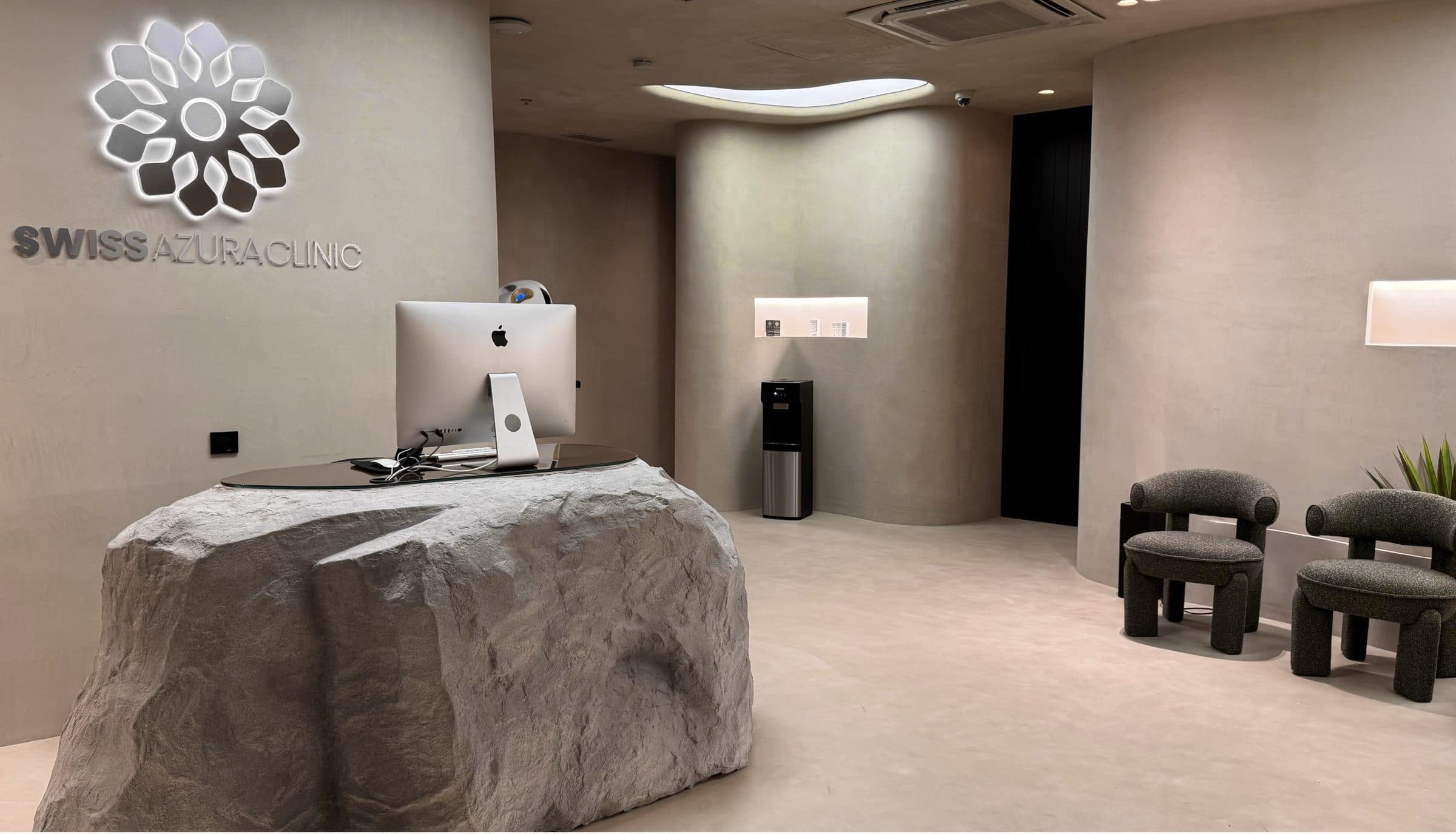 Swiss Azura Clinic interior